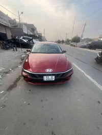 النتره 2024 فول لمتدد السياره  جوه السوك  السعر 155 العنوان بغداد ساحه...