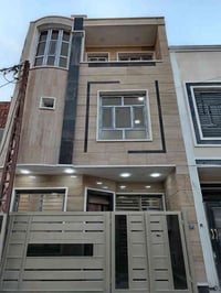 دار للبيع مساحه 50 م الواجهه٦متر في حي الشباب مربع الليرة  يحتوي على ا...