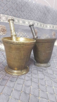 هاونات نحاس الارتفاع ٢٠سم السعر الواحد ١٧٥  هاتف ٠٧٧٠٤٢٠١٨٨٤