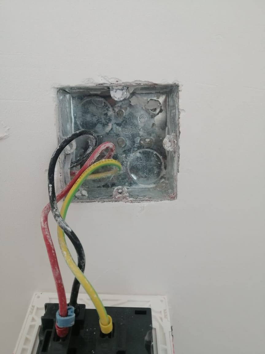 السلام عليكم
كادر كهربائي للعمل في بغداد
للتواصل والاستفسار التواصل
*********** واتساب 
*********** واتساب
