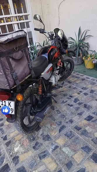 بوكسر جبلي رقم وسنويه بسمي   لايت زنون لا نضوح ولا تبخير  بس لمكينه شويه صوته خشن مادري ليش👈 سعره مليونين و100👉 وبيها مجال لشراي  مكاني بغداد الشعب ***********
