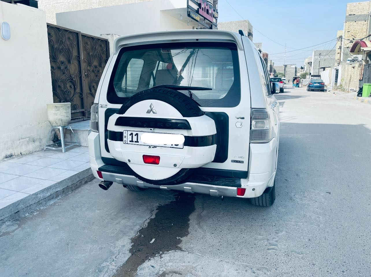 سلام عليكم باجيرو 2010 حبتور 
السياره بيه صبغ جاملغ وباب وبنيد فقط
الون صدفي المرغوب مابيه اي نقص السياره جاهزه 
مكان المحموديه 
***********
*********** 
بيه مجال بي واتساب
