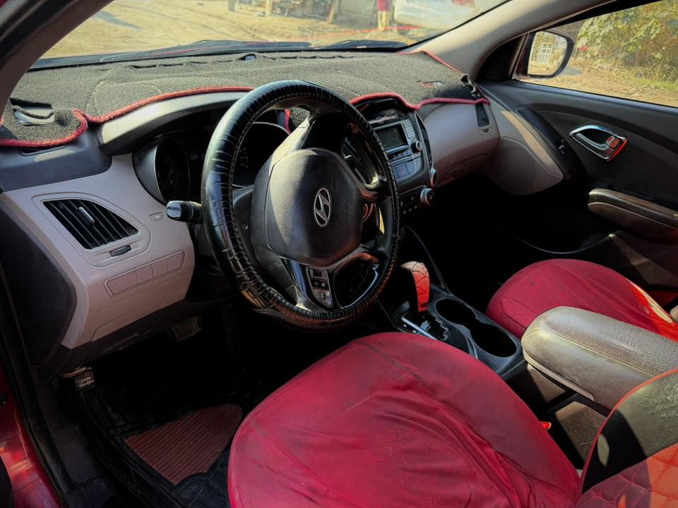 توسان ٢٠١٠ خليجية بدون صبغ بدون حادث كير ومكينة مكفول تبريد ثلج رقم بغداد ارضية جلد عنوانها بابل الإسكندرية
السعر ١١.٠٠٠ $ وبيها مجال بسيط الاستفسار *********** موجود واتساب
