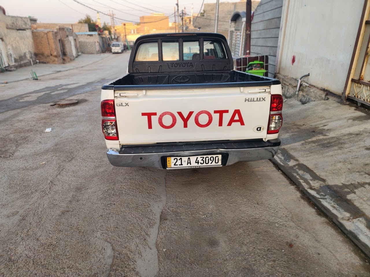 بيكب ٢٠٠٩ سليمانيه للبيع سنويه جديده شاصي ١٩ كفاله عامه ***********
