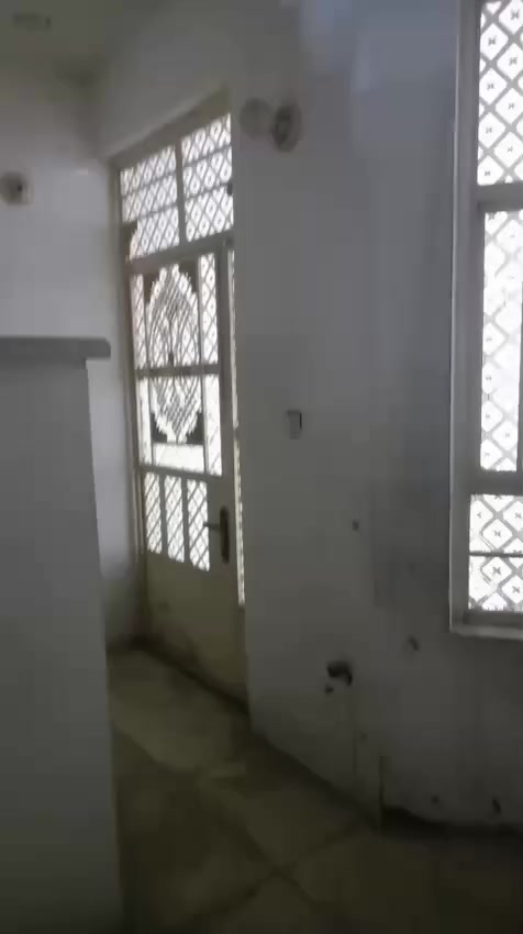 مشتملات للايجار ارضي وثاني إيجار ٣٥٠ وب٤٠٠ عنوان بلديات ضياء الحلفي الرقم *********** ابو علي الدراجي
