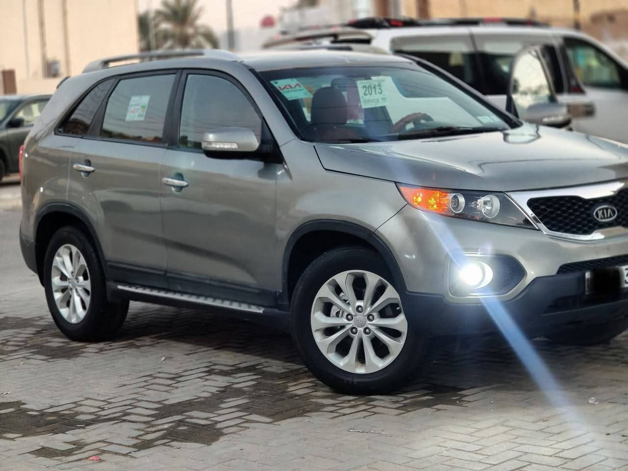 سورنتو ٢٠١٠ خليجي فقط نص باب مرشوش بدون حادث فول سبعه راكب ٣قطع تبريد بنوراما رقم بغداد عنواني كربلاء مراوس سوناتا ***********
