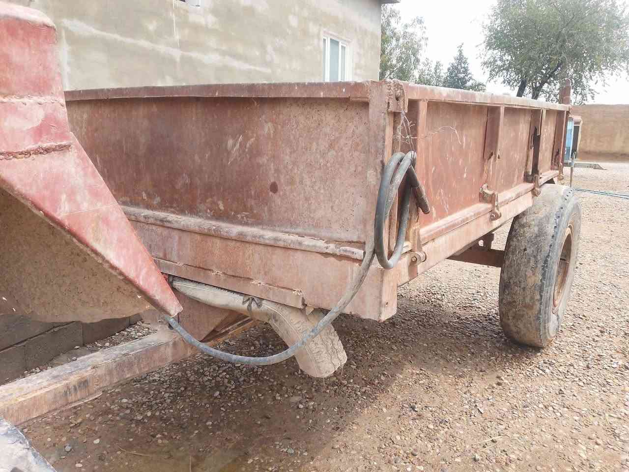 السلام عليكم عربانه سكندريه للبيع تايرات كبار حجم20 مالت حمل مكان قريب قرتبه لتواصل والاستفسار اتصل ع رقم ***********
