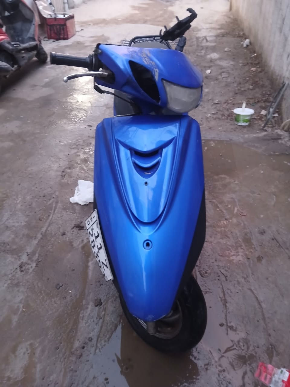 السلام عليكم ورحمة الله وبركاته. أخوان آني مكلف بالنشر أكو رقم هاتف اتصلو واستفسرو الدراجة مال ولد صاحبي

دراجة بريز مرقمة بحالة جيدة جداً ضمان محرك وشاصي لا مجفته ولا شي بيها فقط نقوصات خفيفة بالدشبول وكفراتها تجاري سعرها مليونين وبيها مجال بسيط الأتصال على الرقم

0788 691 2576

العنوان الكاظمية
