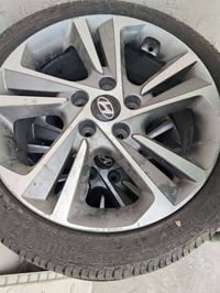 ويل كب مع التايرات تخم للبيع مال النترا جدد وهذا رقمي 07710945913 مكان...