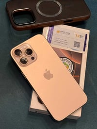 ايفون 16 برو ماكس السعر 925 جهاز بعده ماخلصان ضمانه  جهاز ضمان ماستر  ...