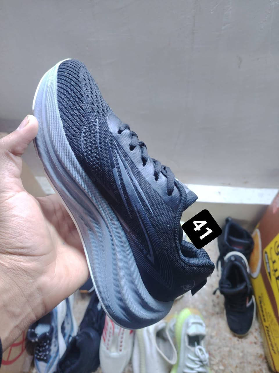 يا بلاش! عرض خاص على أحذية البالة السوبر 🚨
وصلت بضاعه  الجديدة! أحذية رياضة، احذيه سكجر  وكاجوال
 بأسعار مناسبة فقط  (15)الف 
✅ موديلات متنوعة تناسب الجميع.
✅ مقاسات من [39] إلى [48].
✅ شرط فحص أمام مندوب 
أجور توصيل 6الف محافظات العراق 5الف بغداد 
العرض لفترة محدودة جداً.. القطع لقطة وما تتفوت!
🏃‍♂️ ز اطلب "أونلاين" عبر الرسائل
.⬅️رقم الاعتماد ***********
#احذيه #باله
