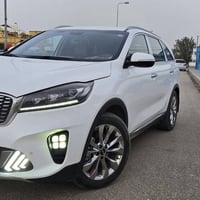 للبيع  كيا سورنتو 2019 خليجي   رقم قادسية   6 سلندر  7 راكب  3 قطع تبر...