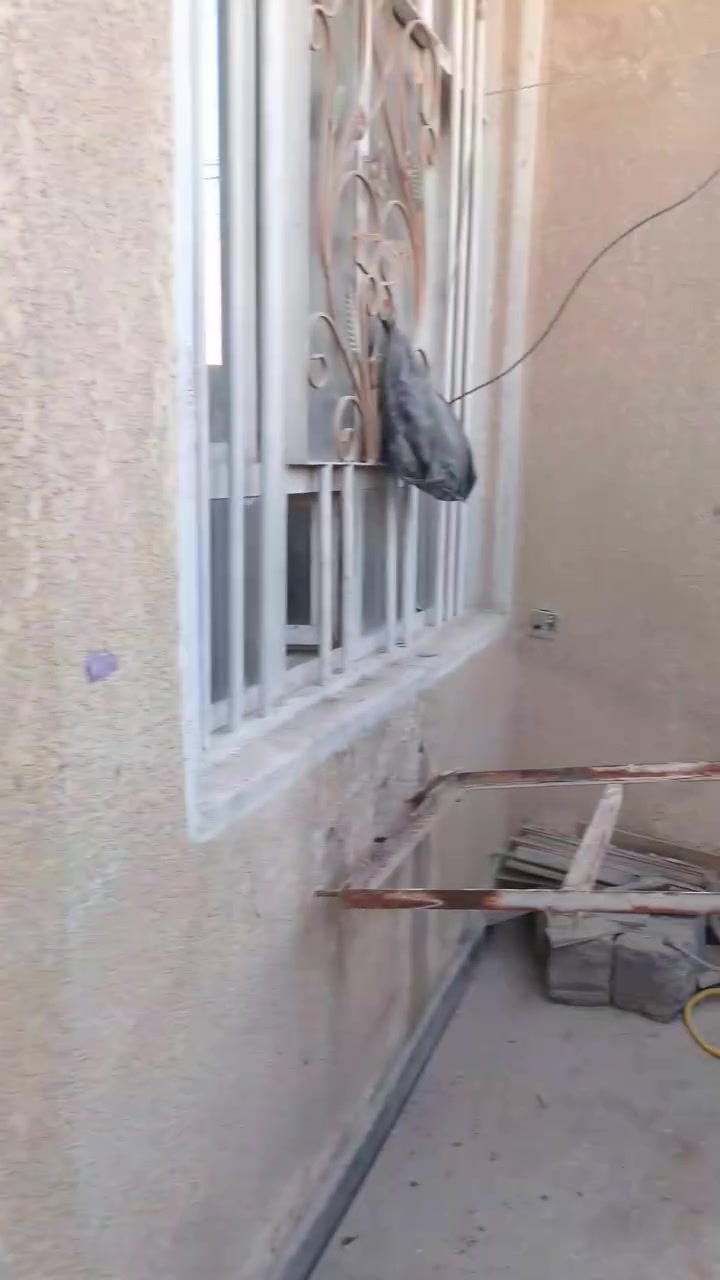 اكو بيت ايجار بكويريش بل  ٤٠٠٠ بي ٤غرف  نوم صاله مطبخ ايجار  ٤٠٠قريب على حسينية السجاد تلفون  ***********
