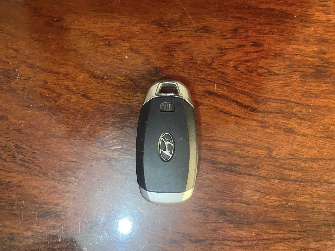 بصمة النترا الشكل الجديد نظافه 90‎%‎ 
وارد امريكي ، مكاني بغداد / 50 الف قفل

***********
