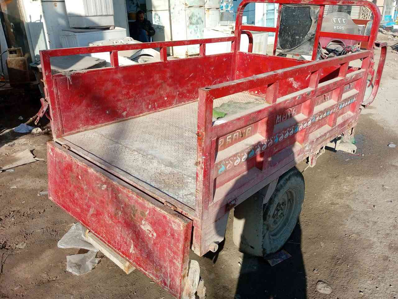 ستوته للبيع مديل 15 اوراق كهربيات شغاله مجفته توه خياس مابيها قطره جديده بدي جبير سعر مليون 800 مع مجال قضاء المدينه ***********
