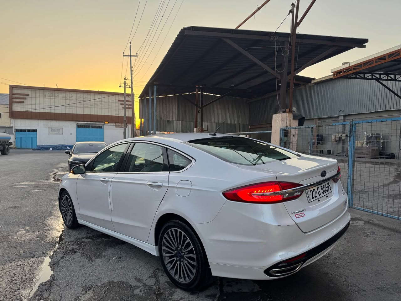 Ford fusion 
2017 
مواصفات تيتيانيوم
بدون سلايت 
محرك 2.0 توربو
گير ماوس 
بةسمة شةغال
كوشنات جلد+ كوشن خةرن+ كوشنات هيتةر
گير شفت
لايتات زينون بلادى ويل كروم
ماشى 80,000 
محرك مامفتوح شرط فحس
شوية بونيت سبغ ارباگ ستيرن سيستم
بدون دواخل كل شرط
سنوية جديد
سعر 125
عنوان اربيل
*********** أربيل, العراق
