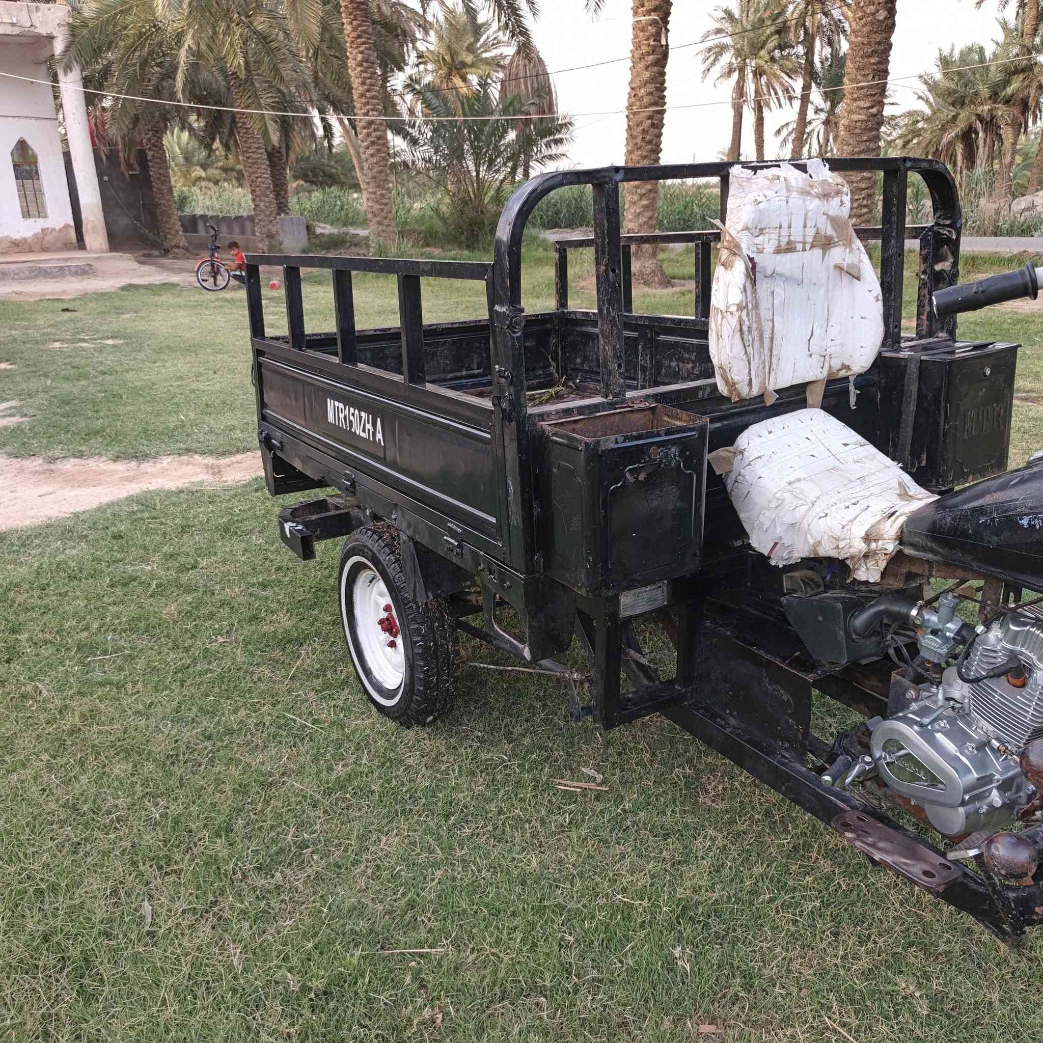 ستوته البيع موديل 14رقم ابيض سنويه بسمي
محرك كير تواير ويل كدام ورك دبلات كله جديد توني شادهن 
السعر خاص


**إذا كنت صاحب هذا الإعلان وتريد حذفه لأي سبب، رجاءا أرسل رسالة إلى الدعم الفني**