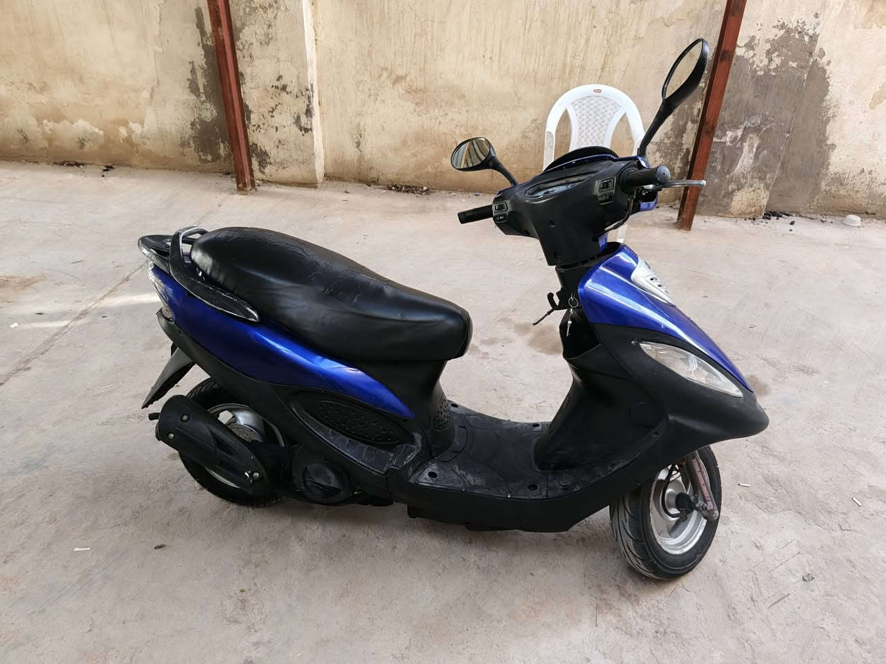 *********** مطار للبيع المكان الرمادي شارع 20 السعر 250
