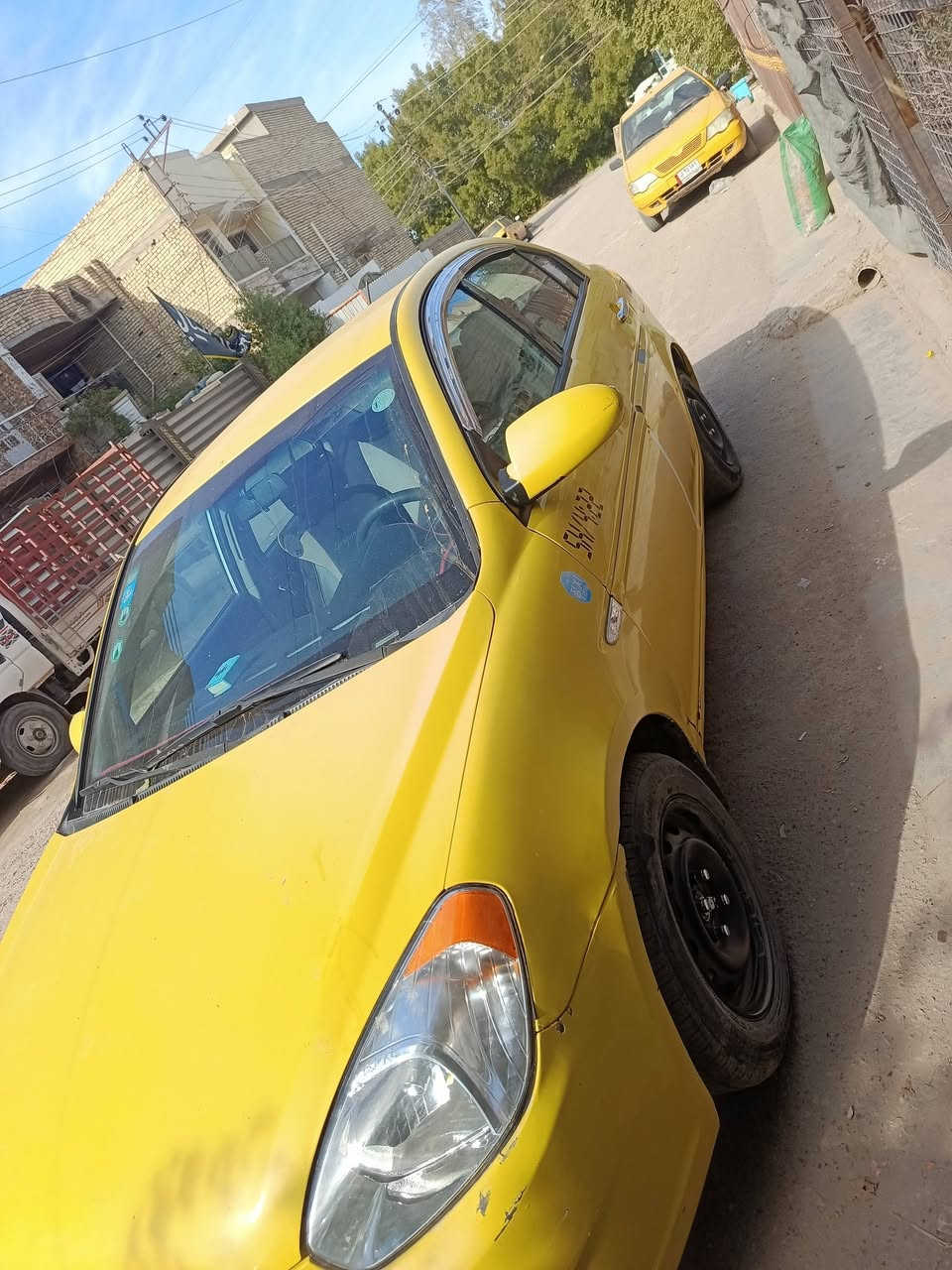 سلام عليكم اكسنت موديل 2008 وارد خليجي محرك ألف وستمية دوش كير صدر تبريد خير من اللة  تخم تاير هوة ول اويالة جديد رقم بغداد دولي مري كهرباء قفل ذاتي سنتر لوك بجم كبس لوك بيهة ضربة بل دوسة اليسرى السعر 82 وبيه مجال للطيبين رقم الهاتف *********** بغداد *********** جام كهرباء
