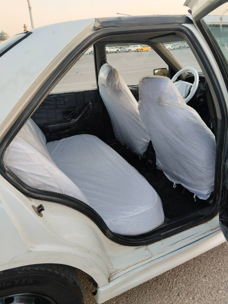 سلام عليكم 
بيجو بارص 2013 مكانه نجف السياره كله شغاله تبريد تدفئه 
كهربائيات زوج تايرات جديد حدادية جديدة ماعايزه شي بيه بارد بالباب الخلفي وضربه بالجنطة ماواصله للحوض الباقي نضيفه السياره راعيه بالنجف السياره سعره 36 وييه مجال بسيط لتواصل *********** النجف, العراق
