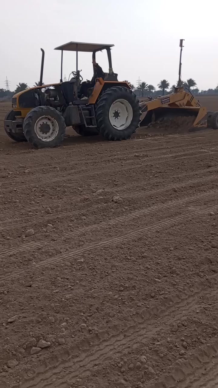 سلام عليكم للبيع مكينه رينو للبيع حجم ١٤٠  جاهزه للشغل سعر ،١٥؛ مليون وبيه مجال   كتاب شركه مكان بابل***********
