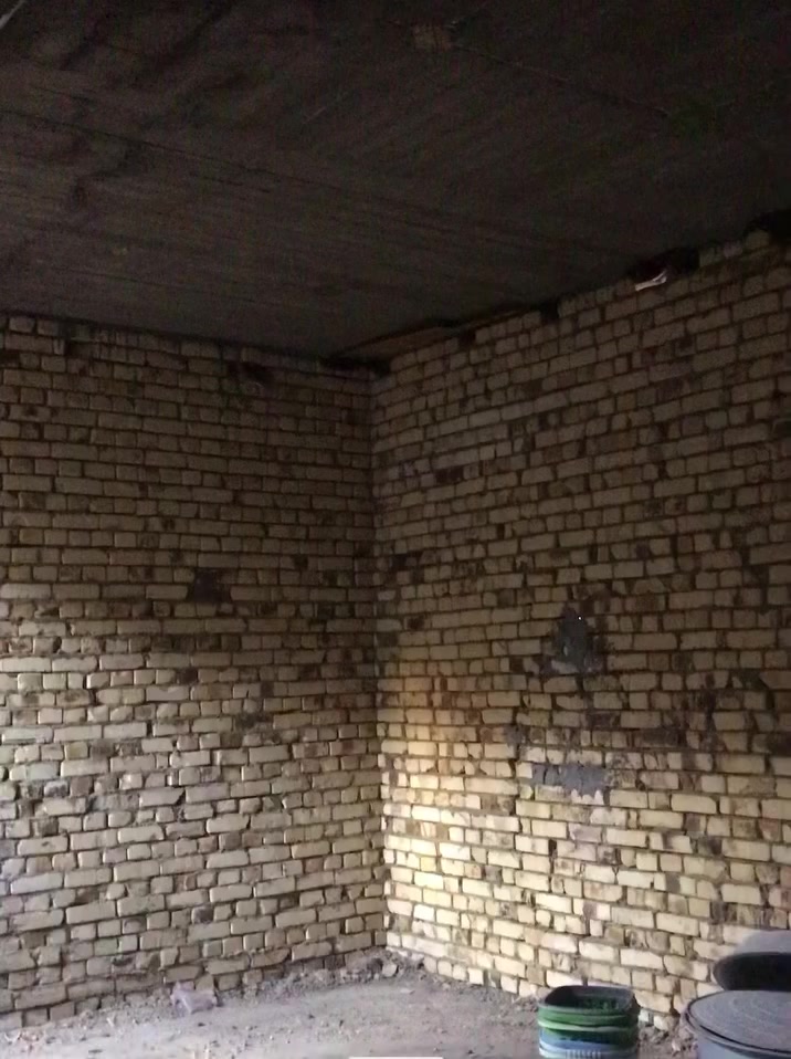 مشتمل للبيع زراعي ٢٥ مكانه البيضاء قريب على صيدلية البيضاء مساحته ١٢٥ /***********
