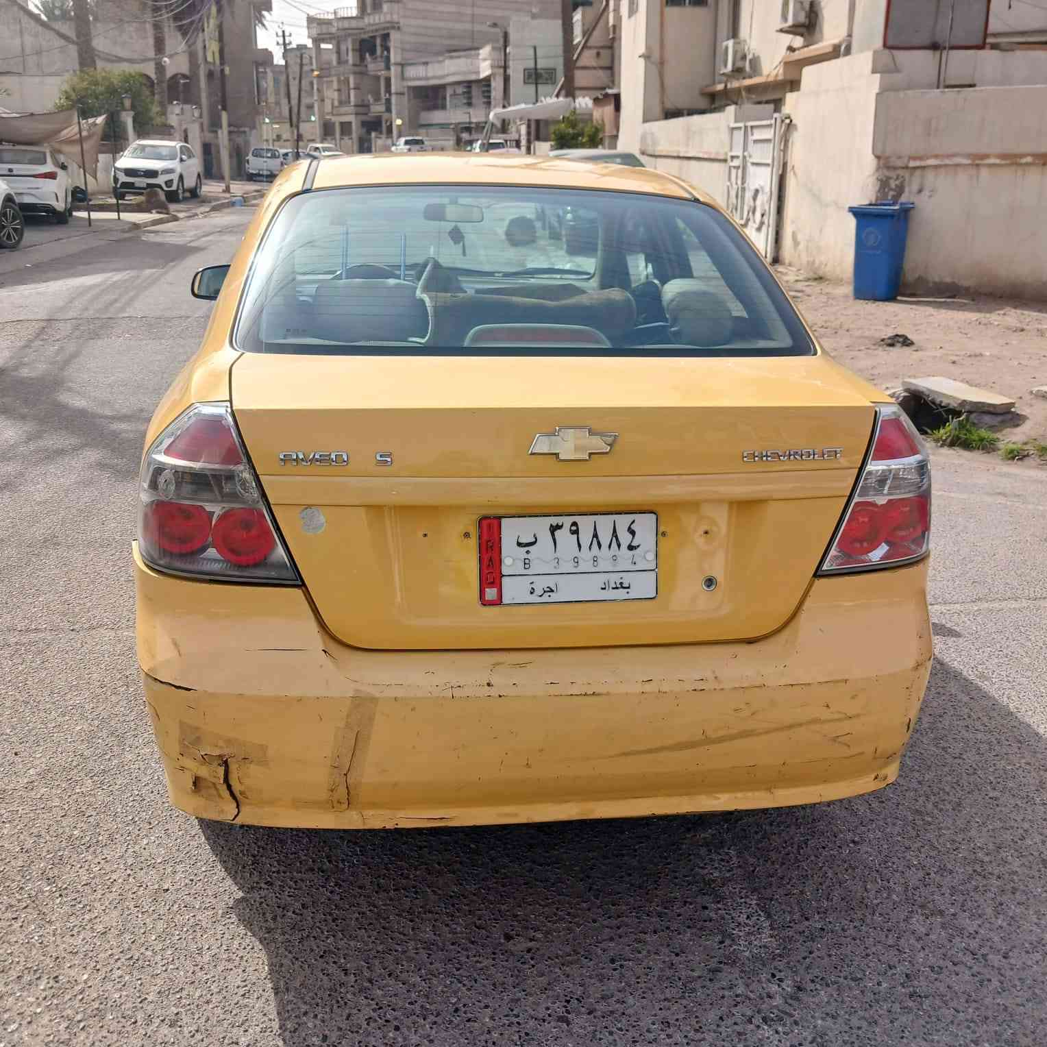 السلام عليكم للبيع افيو 2011 خليجيه اوتوماتيك كير ومكينه خير من الله السياره مصفره هيه السياره بها قطعتين صبغ والباقي بلاديه المكان بغداد الجديده ابيع شرط التحويل السعر 53 وبيها مجال قليل *********** مكلف بالنشر
