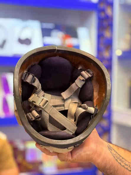 الفتلاوي للتجهيزات العسكريه
السلام عليكم اخوان المنتسبين المهتمين بالقيافه العسكريه يوجد عرض خاص خوذ أمريكي اصليه الياف
قياس ميديم جديدة نظافه 100 ٪100 عندي توصيل/السعر) 50)كافه محافظات العراق 🚗☎️***********
