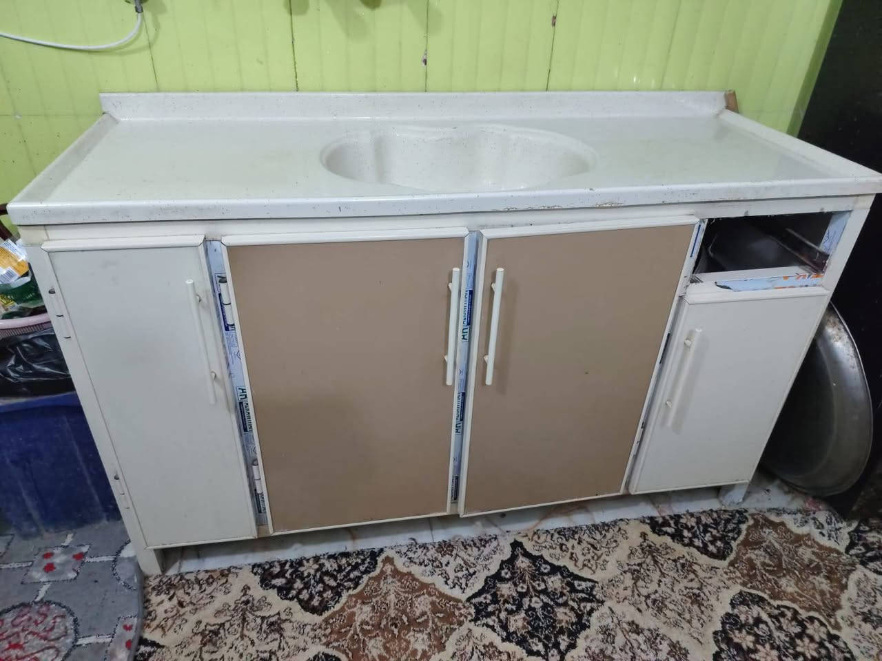 كاونتر معلق+سنك مرمر
السعر 350 وبيه مجال للشراي مكان ناصرية مركز تواصل خاص


**إذا كنت صاحب هذا الإعلان وتريد حذفه لأي سبب، رجاءا أرسل رسالة إلى الدعم الفني**