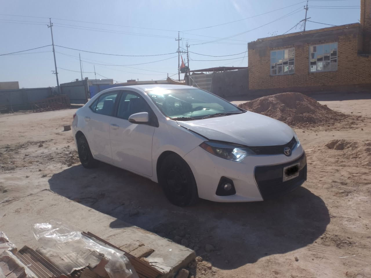 السلام عليكم ورحمة الله وبركاته 

سيارة للبيع وارد امريكي موديل 16 مكفوله من العيب الشرعي والصوليات تحويل مباشر سيارة جهازء تبريد تتدفئ سيارة فول ماعدا الفتحه بصمه كشنات جلد الرقم ذي قار مكانه ناصريه السعر 130 وبيها مجال رقم الهاتف *********** اللاستفسار
