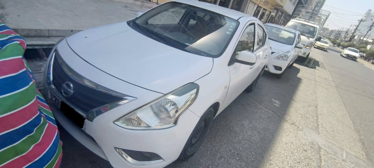 نیسان لاکشمیبا مۆدیل 2015رەقەموسەنەوی نوێیە
5پارچەی هەیەپێشوپشتی جەمپەکی خەفیفی هەیە أربيل, العراق


**إذا كنت صاحب هذا الإعلان وتريد حذفه لأي سبب، رجاءا أرسل رسالة إلى الدعم الفني**
