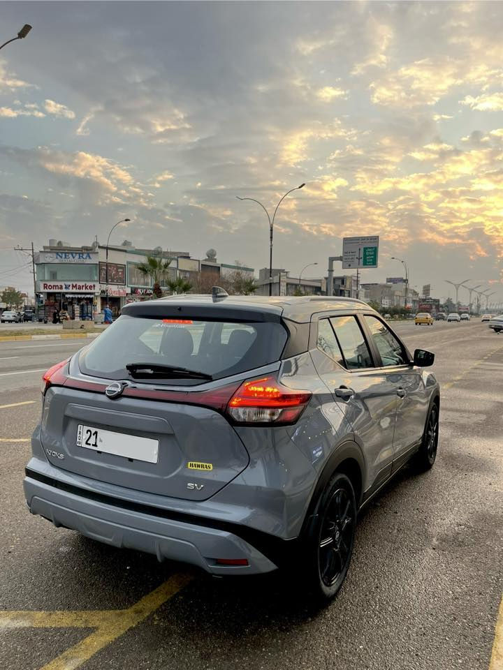 نيسان كيكس 2024 
مواصفات SV+ 
ماشية ١٣ الف 
لون سمنتي 
وارد كندي بدون صبغ 
رقم سليمانية  
هاند بريك كهربائي 
اوتو هولد 
نقاط عمياء 
رادار امامي 
حساسات خلفية 
مكان كركوك موجود وياها بطاقة بانزين 
السعر: 153$ ومجال بسيط  
للاستفسار : ***********
