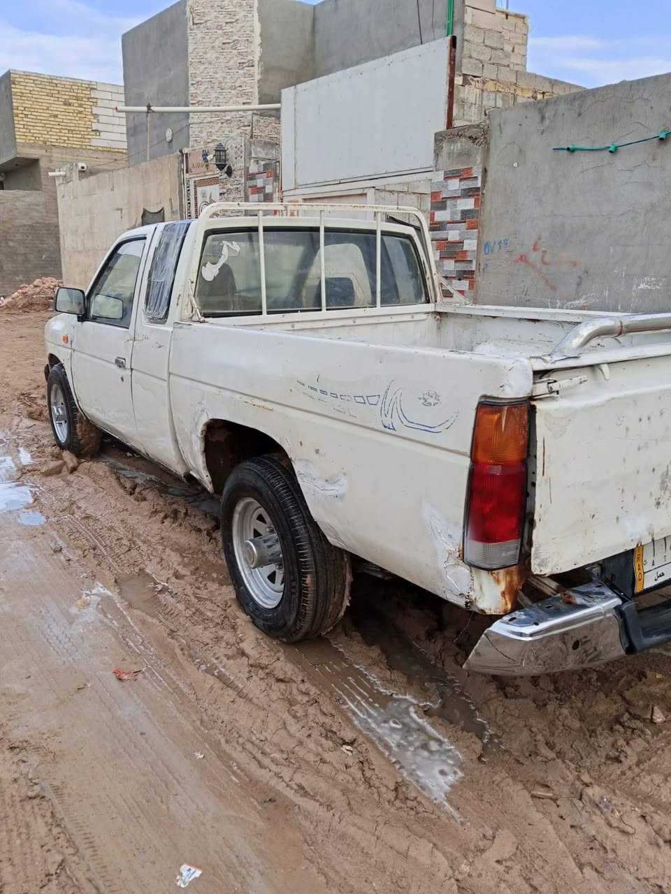 نيسان قماره وربع شغاله وجاهزه مكانها بنجف سعرها ٢٣
***********
