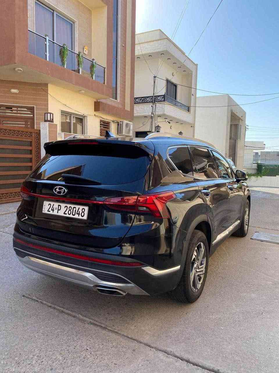 هونداي سنتافي 2023 فول 1/1 
ماشيه 36 ميل 
مواصفات 
كامره 360 درجه
حساسات 360 محيطيه
رادار 
تحديد مسار 
اوتو بيرك
كشن جلد
كشنات تتفئه
كشن السايق و النفر كهرب 
بنورامه 
بصمه 
تشغيل عن بعد 
صندوق كهربائي فتح غلق
3 انضمة قياده 
شحن لاسلكي
شاشه تدعم كار بلي
و بيها مواصفات بعد
مكينه 2500 GDI

السياره بيهم كم قطعه صبغ ابيع صبغ عام 
السعر 135 و بيها مجال

‭***********‬ بي وتساب موصل, نينوى
