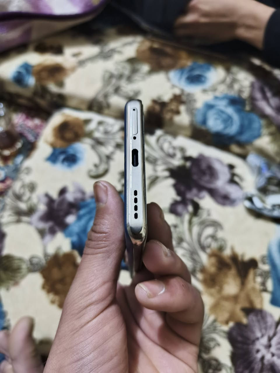 سلام عليكم ملاحضه الكسر مو بلكامره بل لزكه  مال حمايه 💚


**إذا كنت صاحب هذا الإعلان وتريد حذفه لأي سبب، رجاءا أرسل رسالة إلى الدعم الفني**