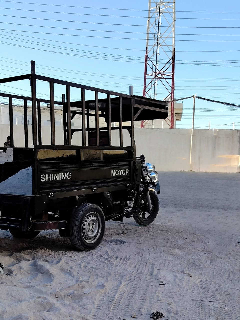 تنباع بدون محجر/ستوته 20محرك22 ستوته شوفه عينك نضيفه احلا من صوره بعد مكفوله من كلشي  مكاني كربلاء سعر1800وبيه مجال للشرايه اتصل وبيك خير وتدلل***********
