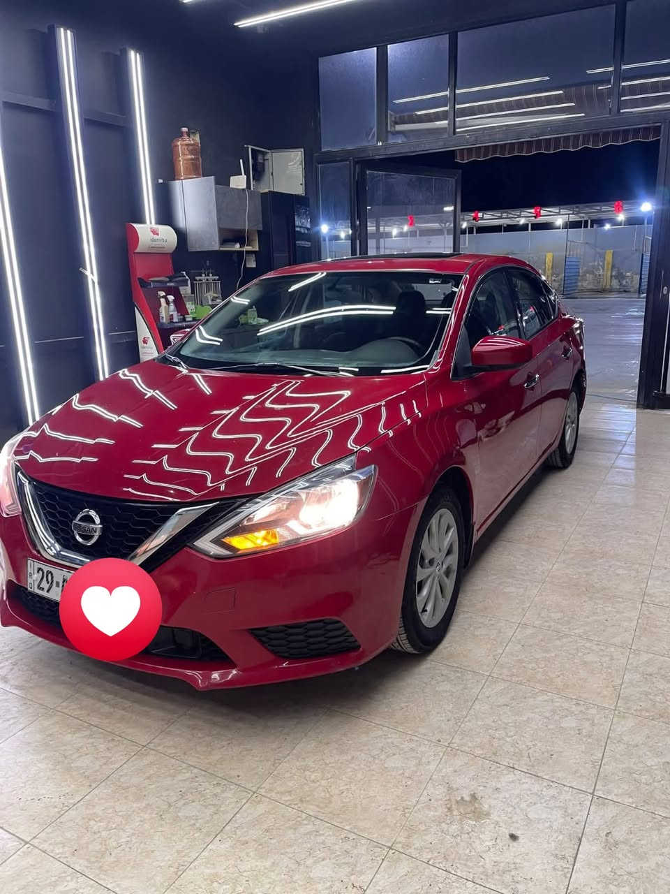 السلام عليكم ورحمة الله ---
🚗 للبيع نيسان سنترا 2018 SV فول مواصفات 🚗

تفاصيل السيارة:

الموديل: نيسان سنترا 2018 

اللون: احمر 

الممشى: 100 الف كم

ناقل الحركة: اوتوماتيك

المواصفات: فول SV - بصمة، شاشة، كاميرا، سنتر لوك، حساسات، تحكم ستيرن

الحالة: بيها حادث خلفي كما موضح بالصور وتم تصليحها. السيارة جاهزة للفحص

السعر: 95 ورقة قابل للتفاوض البسيط  

المكان: واسط - الكوت  

للاستفسار: [***********]

السيارة نضيفة ومكفولة ميكانيك. للشراي الجاد فقط.

---
