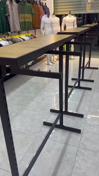 ستاند وسطي العداد 3ابيعهن شلع سعر الواحد 80الف وبي مجال الاستفسار والا...