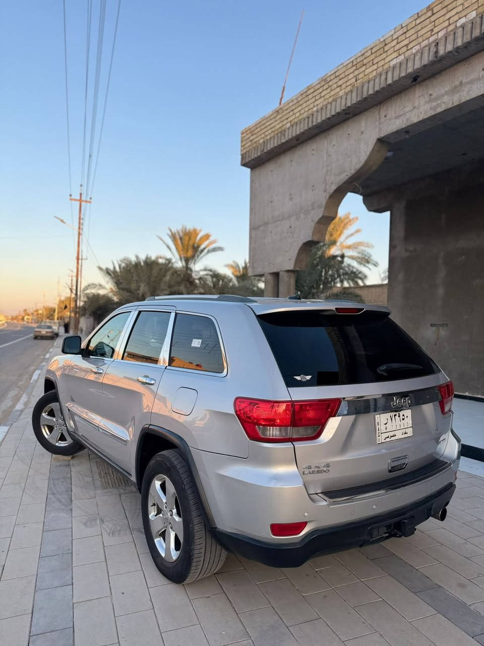 اللهم صلي على محمد وال محمد 
السلام عليكم 
جيب لمتدد موديل2012 (وارد كندي)
فول 1/1 للاخير 
رقم بغداد مشروع وطني حاضر للتحويل وللوكاله ( شرط السيارة احلى من الصور)
حساس خلفي كشنات تدفئه تبريد 
ستيرن حار + كهرباء خزن ميموري تبريد شاشه تحكمات ستيرن تشغيل عن بعد مري شفط كشافات ضباب خلفي بانوراما طگتين 4 بصمات تبريد قطعتين رادارات  وبعد بيها كلش هواي مواصفات السيارة تخم تاير دلوب الاصلي صدر جديد امامي وخلفي محرك 3600 شرط الفحص تبريد ثلج🥶 تدفئه السيارة بدون نواقص جاهزه ومال جناي حجر صالنصه موجود السيارة بيها  صبغ الچاملغ الامامي الايسر والبنيد بي كلير قليل ع السونار السيارةسونار بيها 
السيارة ماشيه 160 الف  حقيقي
السعر155 وبيها مجال بسيط حگ جيه 
وشرط نضافه السيارة احلى من الصوره 
اللاستفسار الاتصال بالرقم 
*********** 
مكان السيارة البصرة
بيع فقط بدوووووون مراوس
