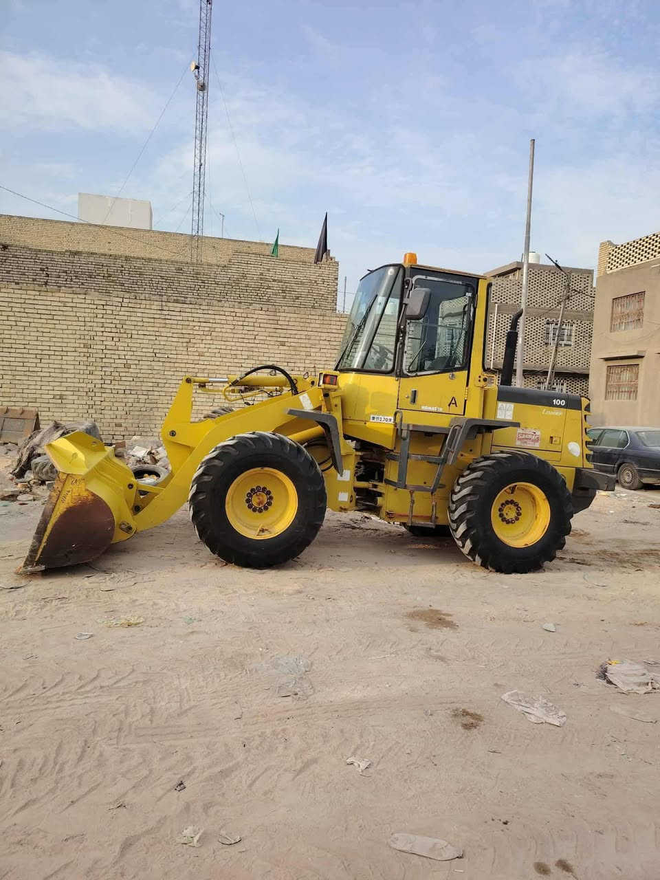 اللهم صل على محمد وال محمد
كوماتسو حجم 100 دخول جديد محرك 6 سلندر
ميكانيكي تخم تاير
وارد يابان
شغل جاهز من كل النواحي
النضافه واضحه بصورة جدا شرط 
عدد العمل 1800ساعه فقط 
المكينه كلشي  ع وضع اليابان 
المكان كربلاء 
اللاستفسار الاتصال ع
***********
