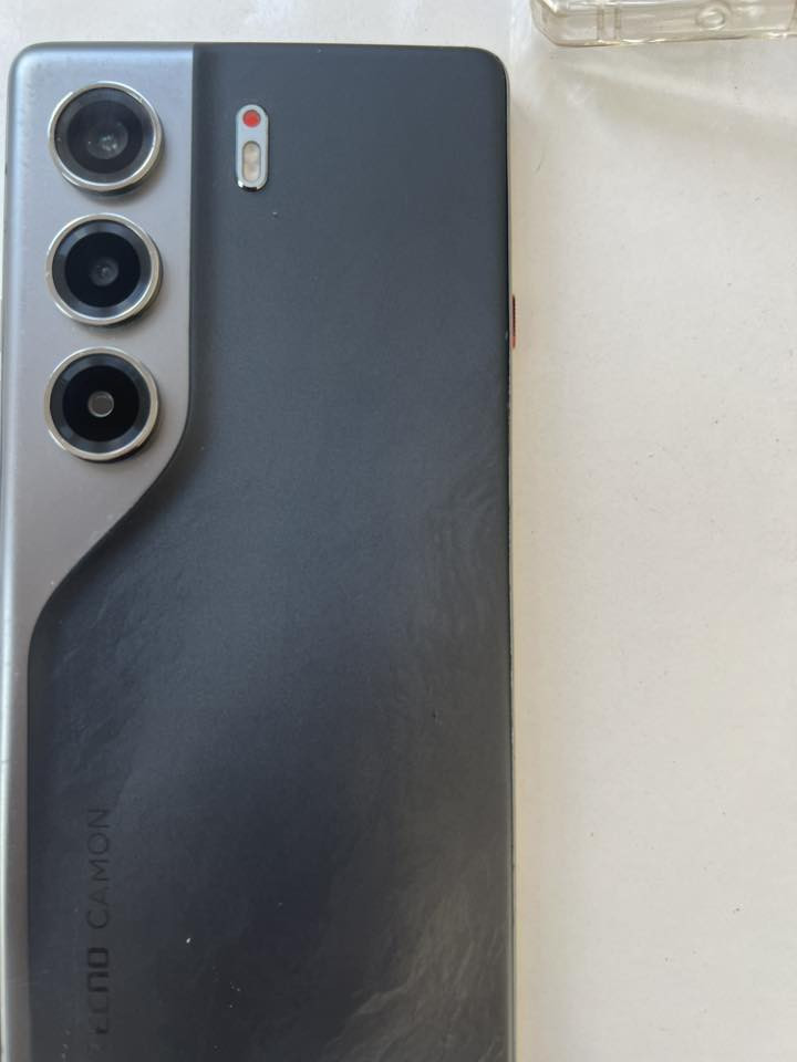 تكنــــو الجهاز مسوي عليه روت علمود الالعاب المهكره الروت اصدار حديث الجهاز مستخدم شي قليل فقط مكان الشريحه عطلان 
*********** وتساب
