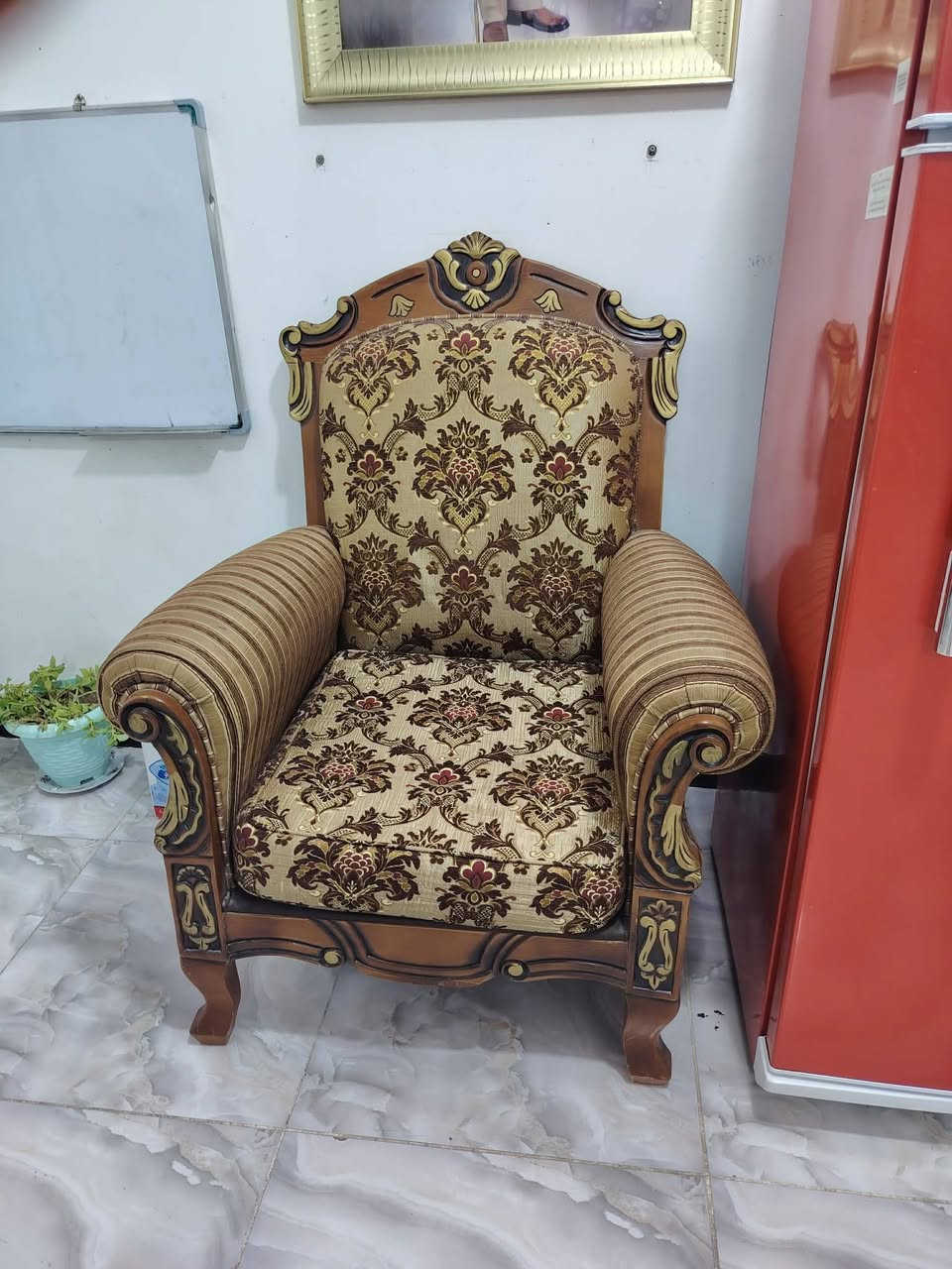 تخم عشر مقاعد للبيع ب٢٥٠ وبي مجال


**إذا كنت صاحب هذا الإعلان وتريد حذفه لأي سبب، رجاءا أرسل رسالة إلى الدعم الفني**