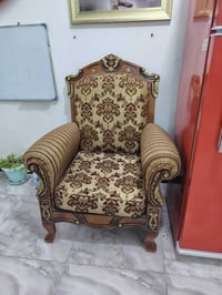 ١٠مقاعد • كنب • بي مجال