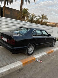 بي ام ٥٣٥ • موديل ١٩٩٠ • نضيفه