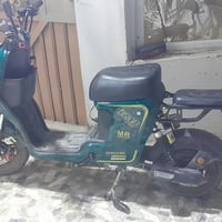 اخوان 8R خمس ٥ بطريت بسكل شحن للبيع  موديل٢٠٢٥ رقمي ٠٧٧١١٠١٥٦٤٠