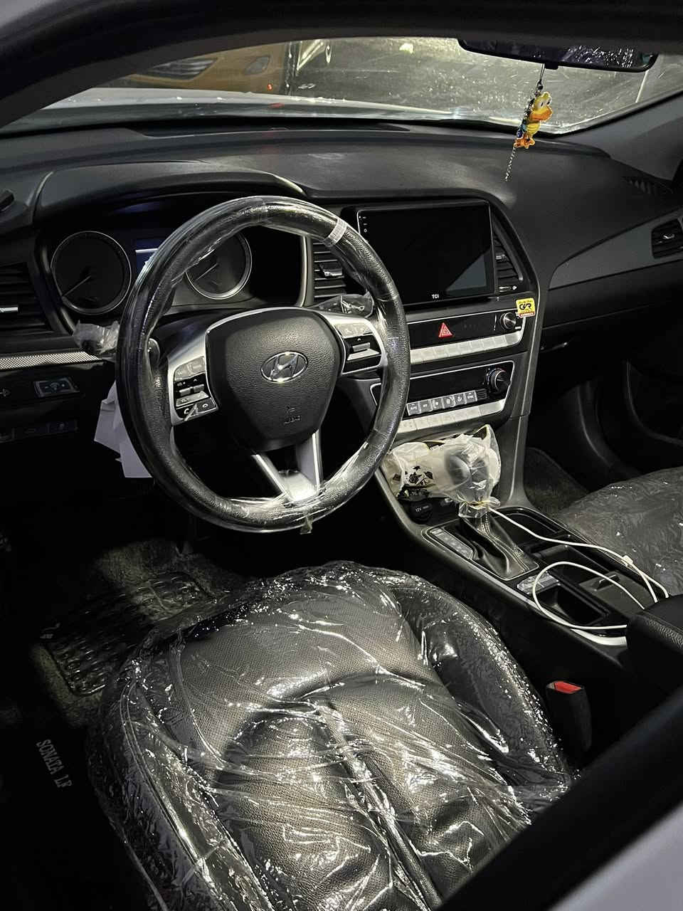 السلام عليكم شباب
سونتا 2023 اصل غاز اصل 

كفاله عامه من كلشي حتى الدعاميات كفاله وضع شركه 

موصفات 

حساس خلفي اصل 

مري شفط واشاره بيهه وكلوب ترحيب 

كشن جلد تدفء تبريد 

شاشه اندرويد 

ويل 17 

قطعتين تبريد 

تبريد بيانو 

لايت زنون عالي ناصي اصلي 

سياره سبيره شركه منازل وتخم تاير جديد بيهه حداديه مال زيرو مكينه وضع شركه رقم قادسيه جديد وهزه جديده سياره ماشيه 85 الف حقيقي السعر 188 مكان سياره ديوانيه رقمي ***********
