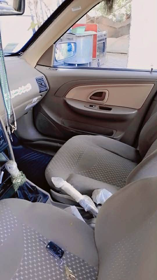 سلام عليكم بيجو 405 موديل 2015 رقم بغداد بسمي مكاني ديوانيه للبيع ومراوس  كير ومكينه وحداديه وتخم تاير سعرها 40 وبيها مجال الرقم ***********
