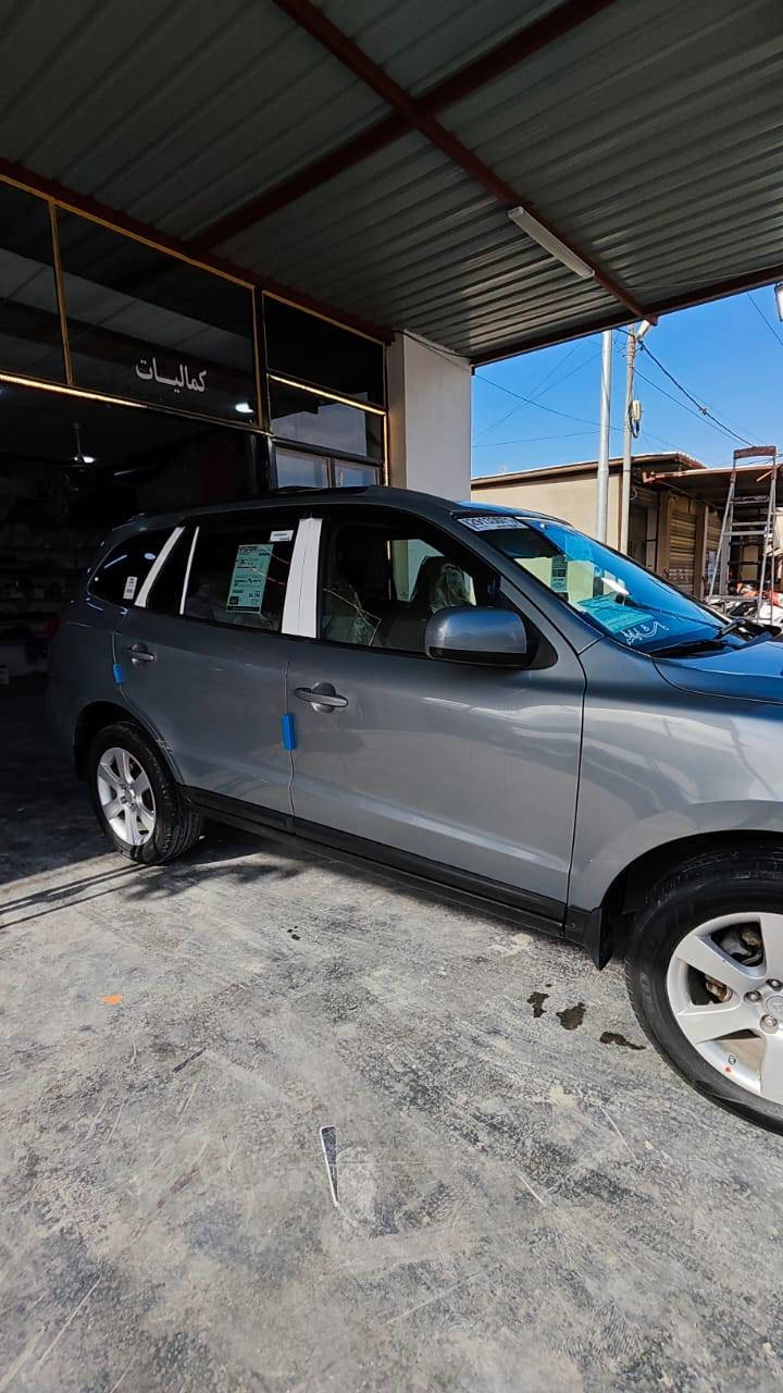 السلام عليكم لبيع سنتافيه موديل ٢٠٠٧ مصبوغه احزام محرك ٦ سلندر كير محرك ٣٣٠٠مكفولات صدر جديد تخم تأير تبريد شغال رقم انبار باسمي مكان فلوجه ***********
