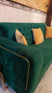 طقم كنب • ٤ قطع • عمارة ميسان