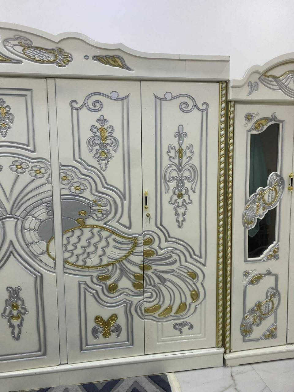 غرفه نجاره سعر ٧٥٠وبيه مجال لشراي غراف يريده يراسل وتساب ***********
